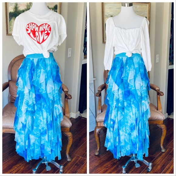 Anthropologie Chéri Ruffled Tulle Midi Skirt in the color Sky New - Picture 1 of 16